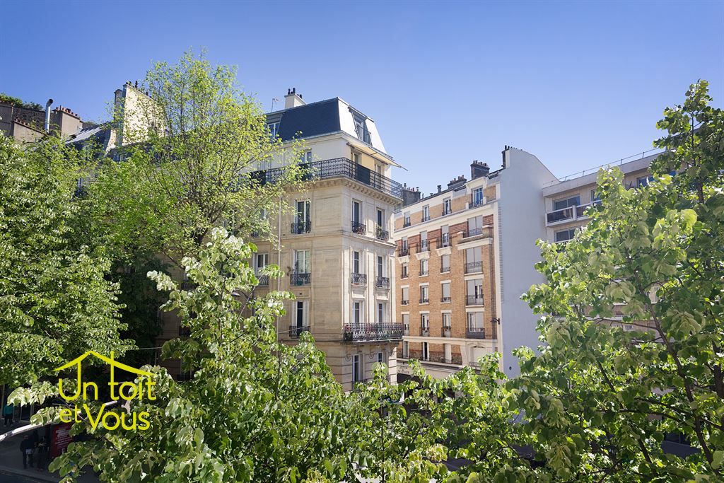 Vente Appartement Paris 18 75018 Grandes-Carrières / Guy Môquet